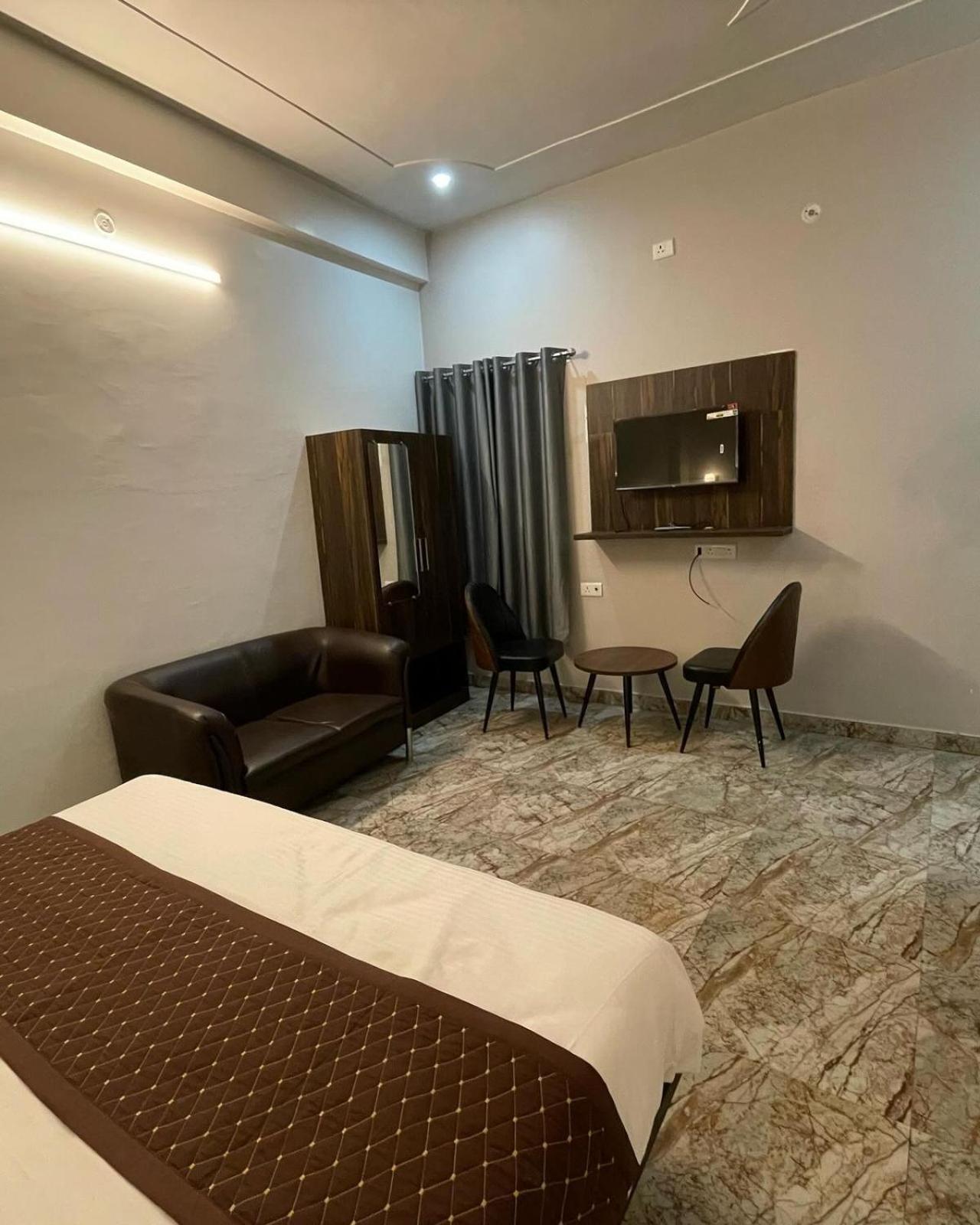 Hotel Sangam View Prayagraj Exterior foto